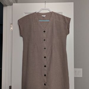 Elegant Brown Button-Down Dress